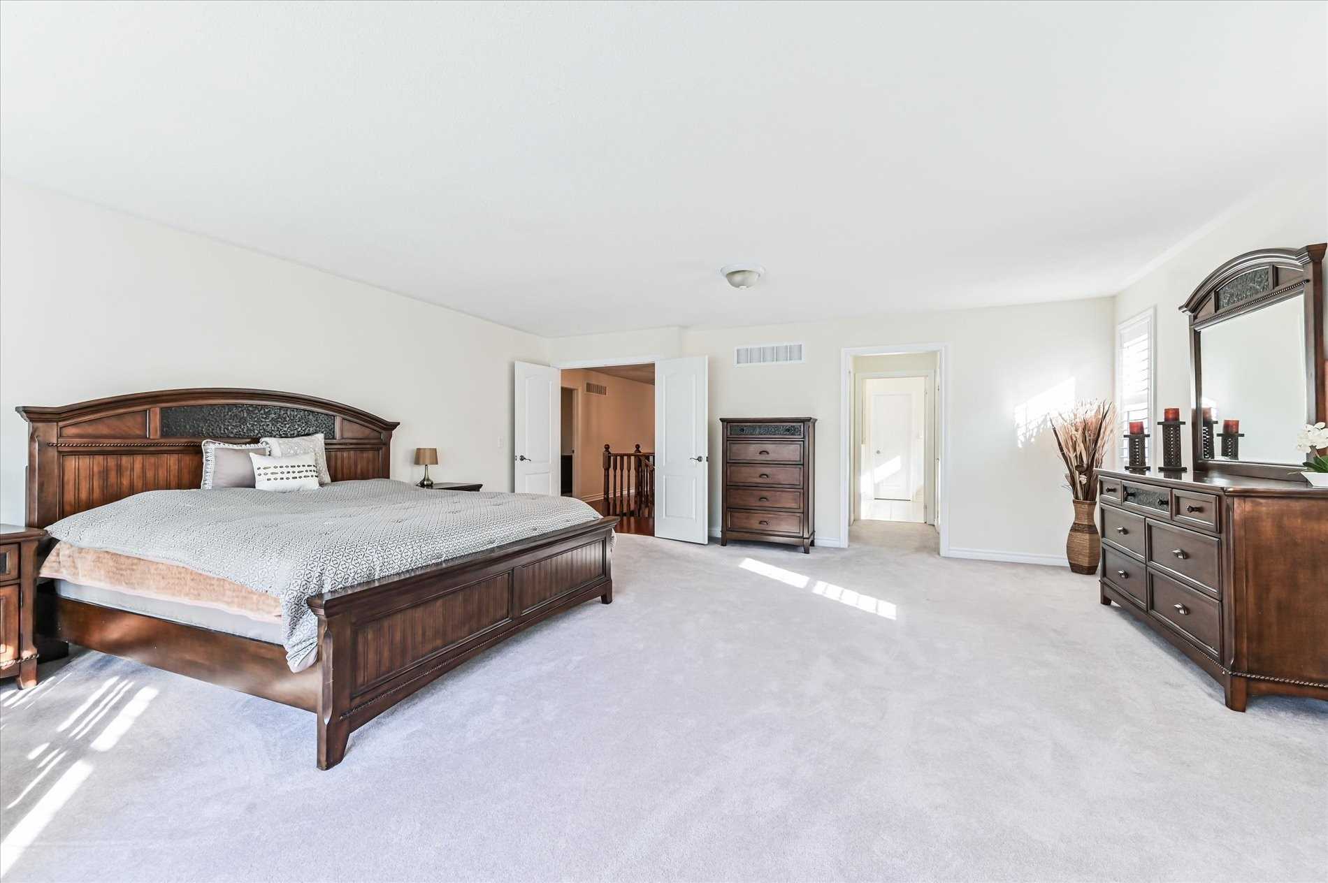 Listing W5907325 - Large Photo # 18