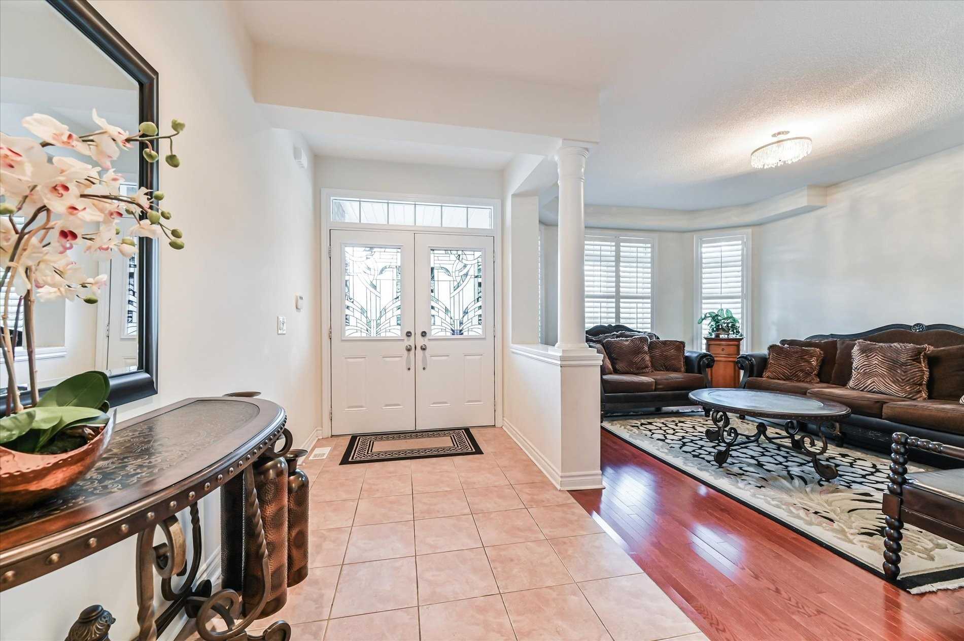 Listing W5907325 - Large Photo # 3