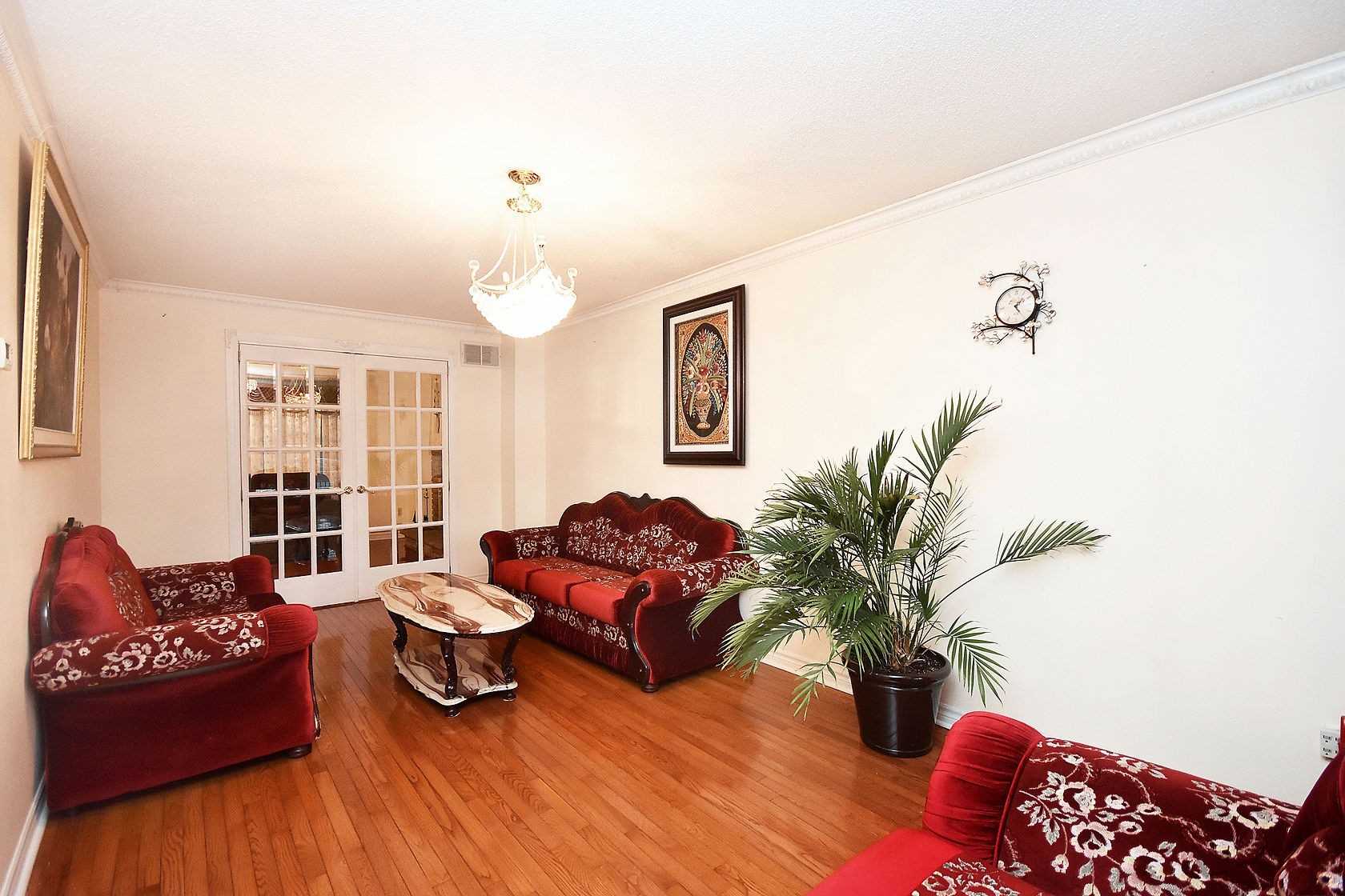 Listing W5907457 - Large Photo # 10