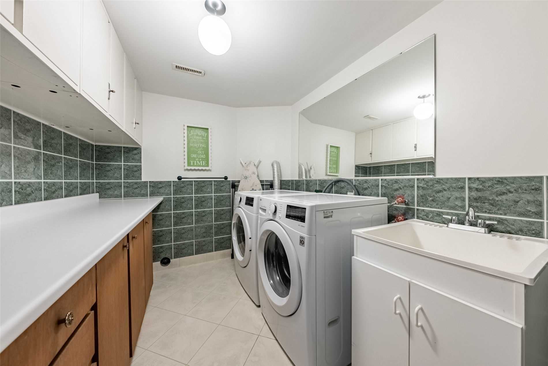 Listing W5907953 - Large Photo # 26