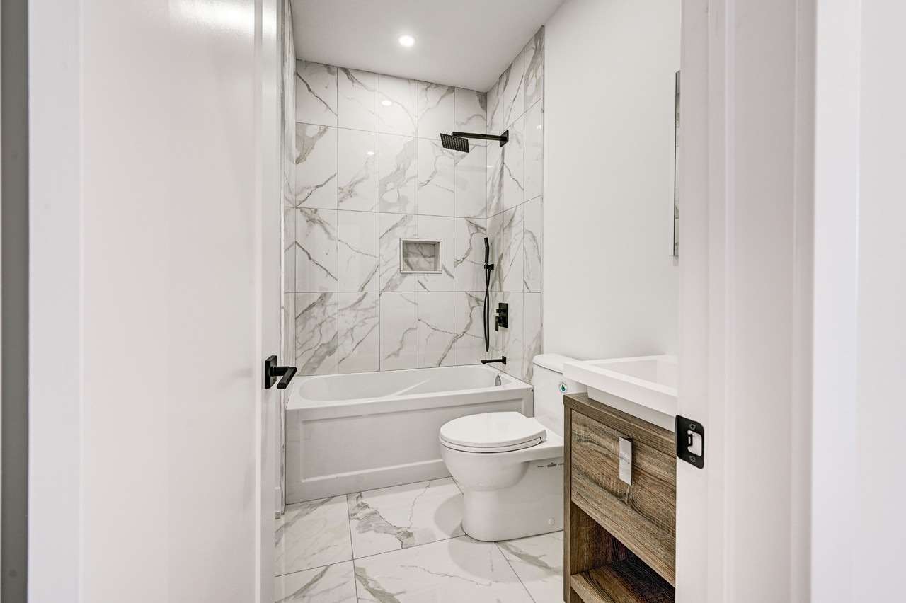 Listing W5908073 - Large Photo # 19