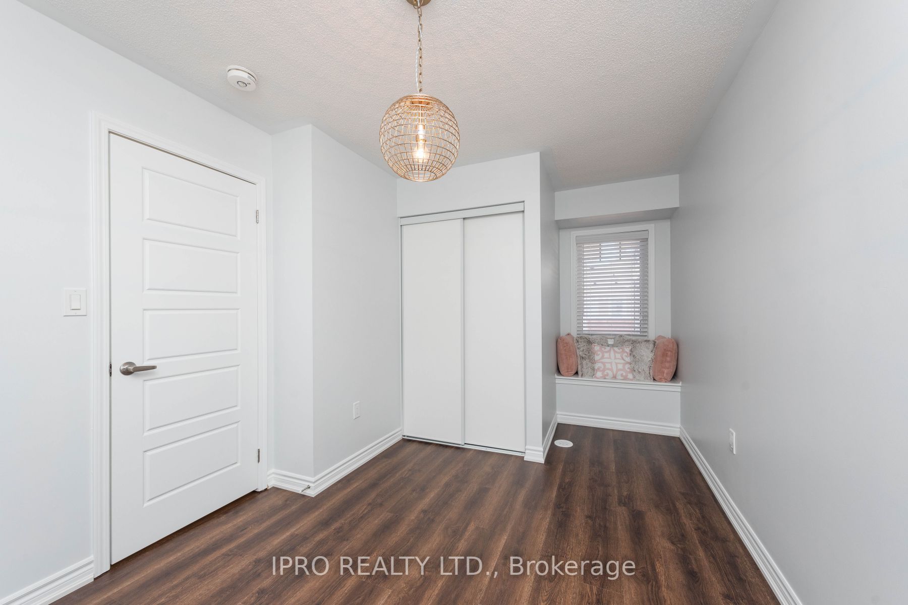 Listing W5908136 - Large Photo # 13