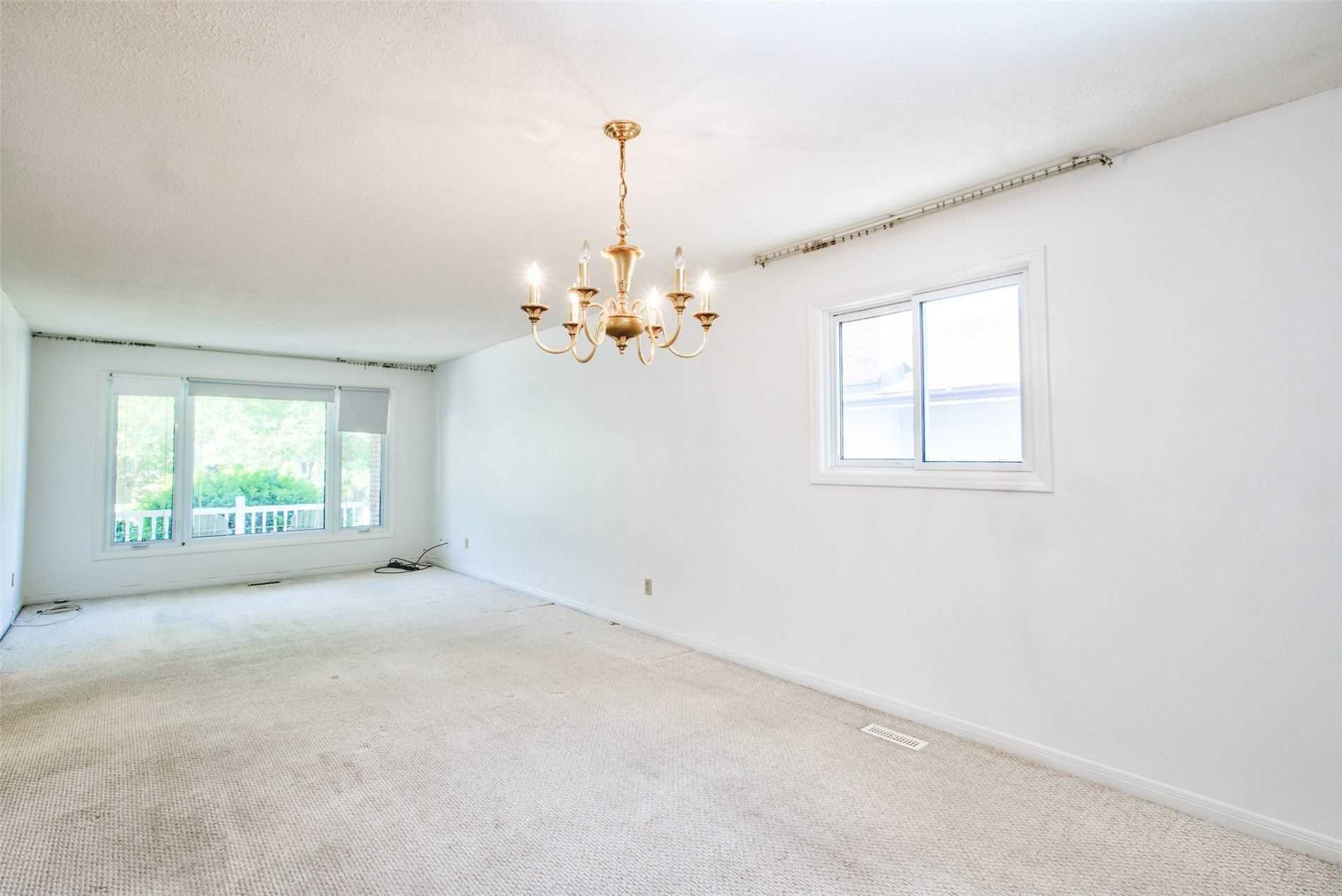 23 Panorama Cres