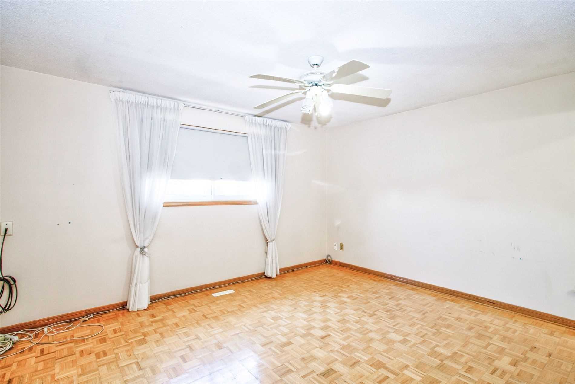 23 Panorama Cres