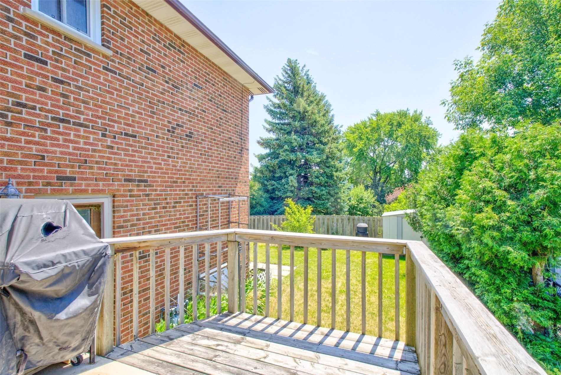 23 Panorama Cres