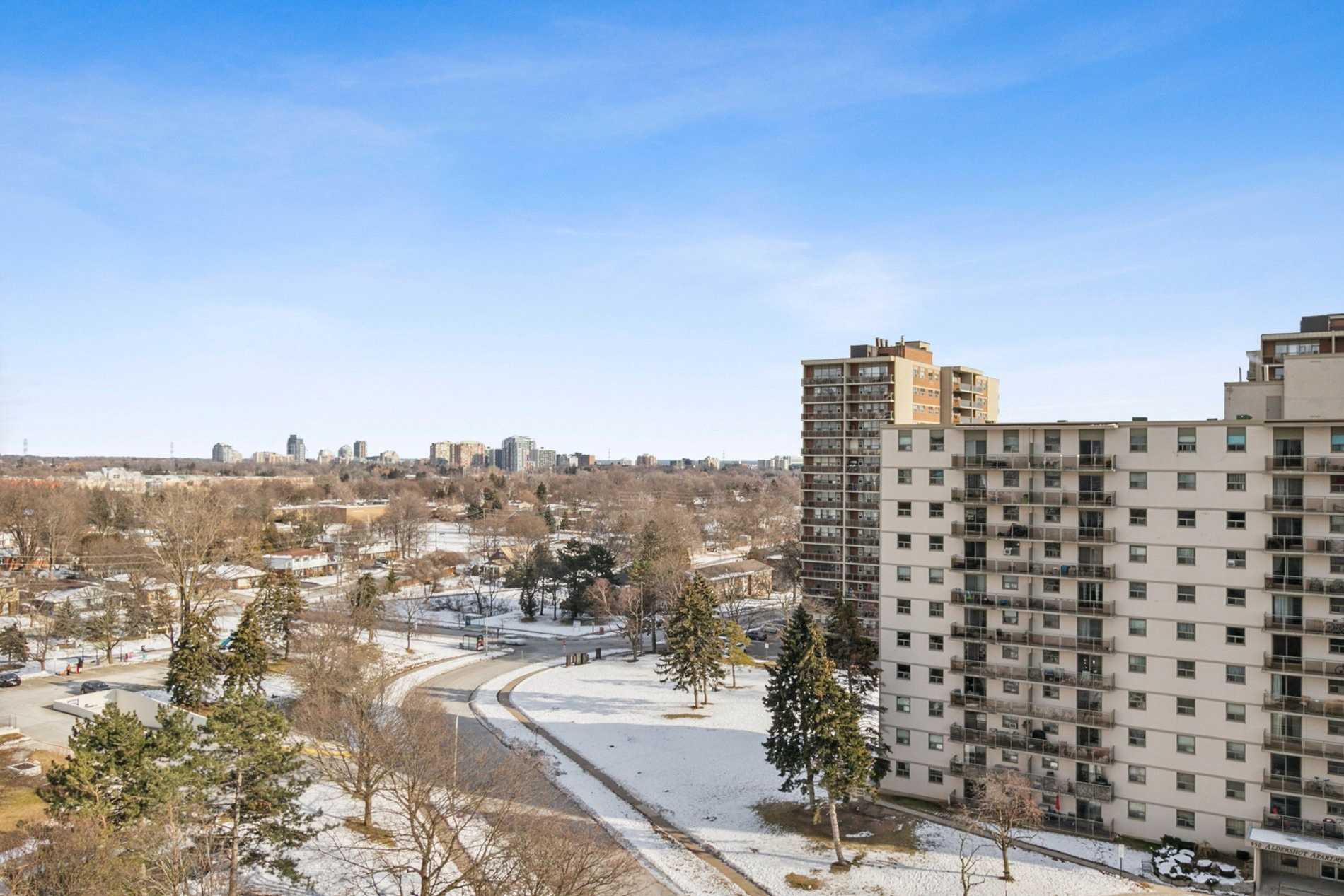 975 Warwick Crt, #1005