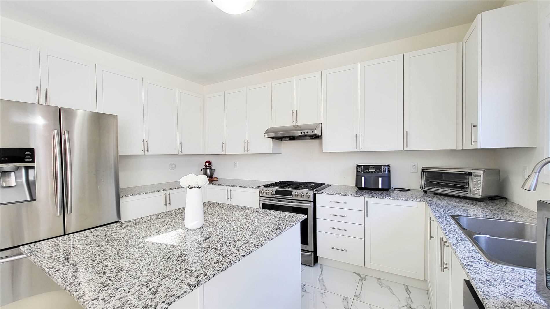 Listing W5908653 - Large Photo # 12