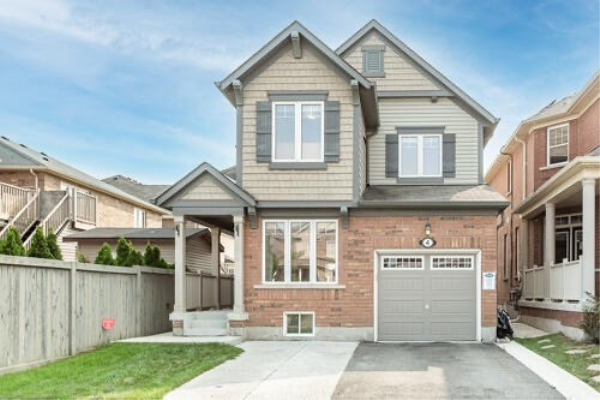 4 Berberis Cres E, Brampton