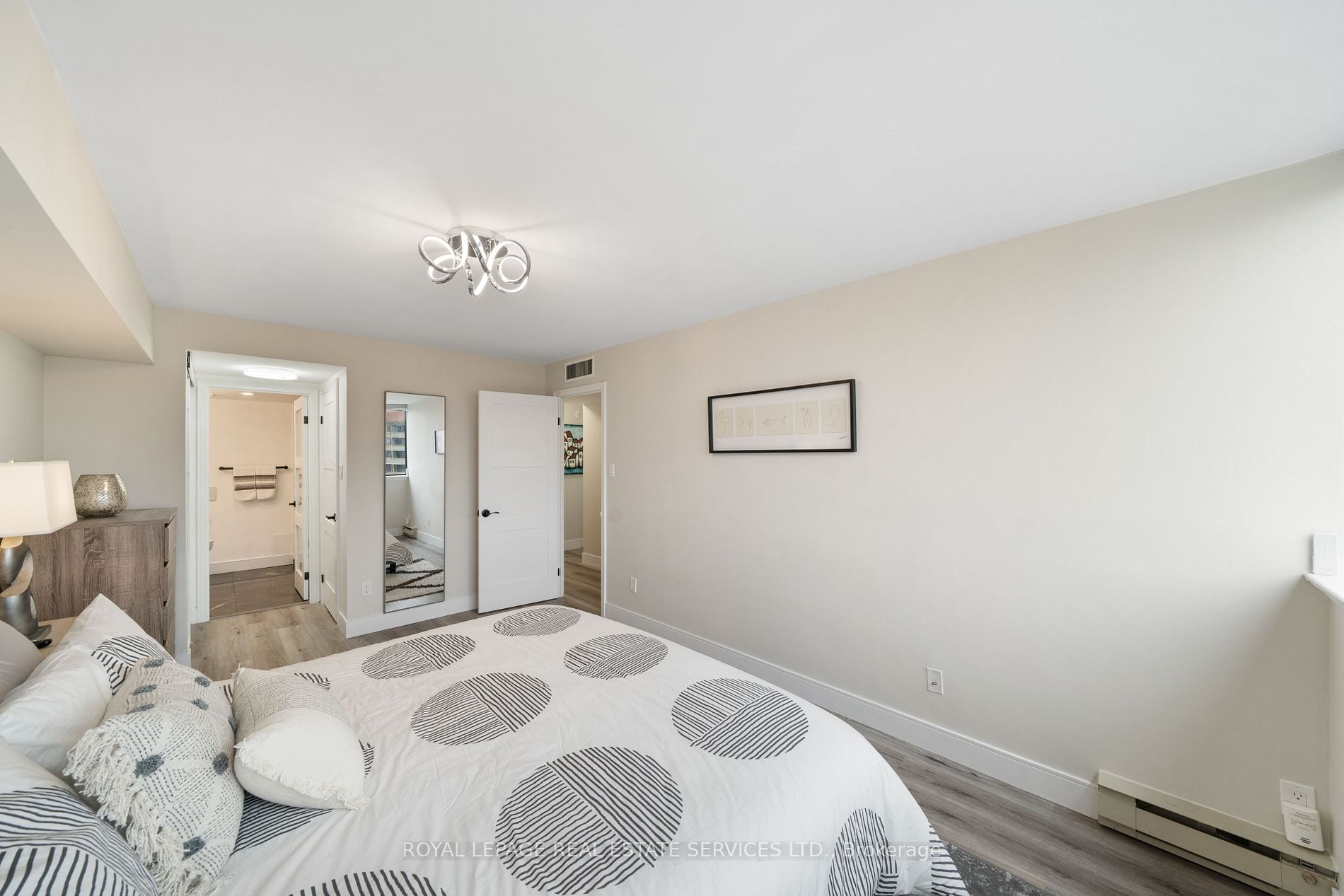 Listing W5909508 - Large Photo # 18