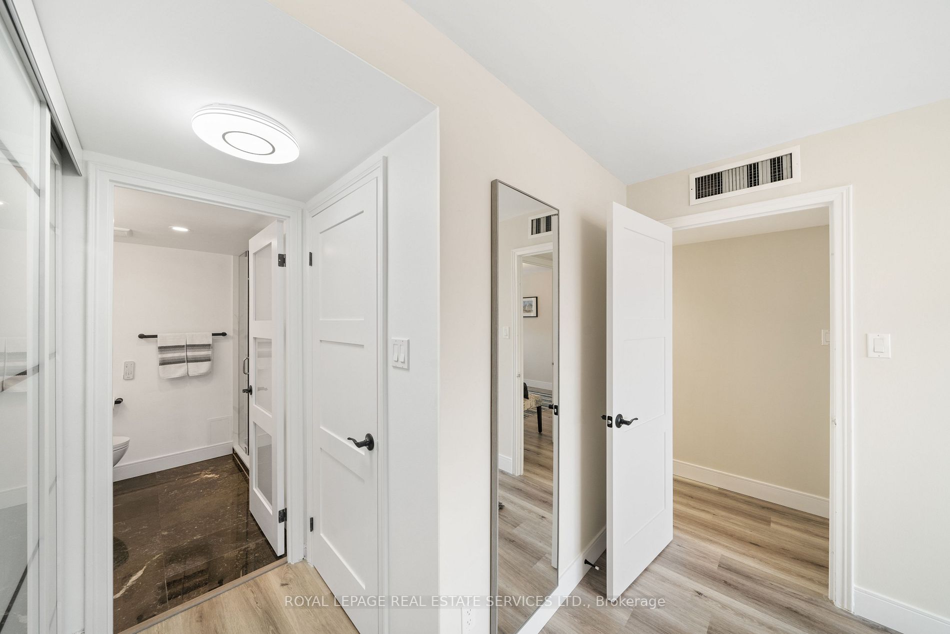 Listing W5909508 - Large Photo # 19