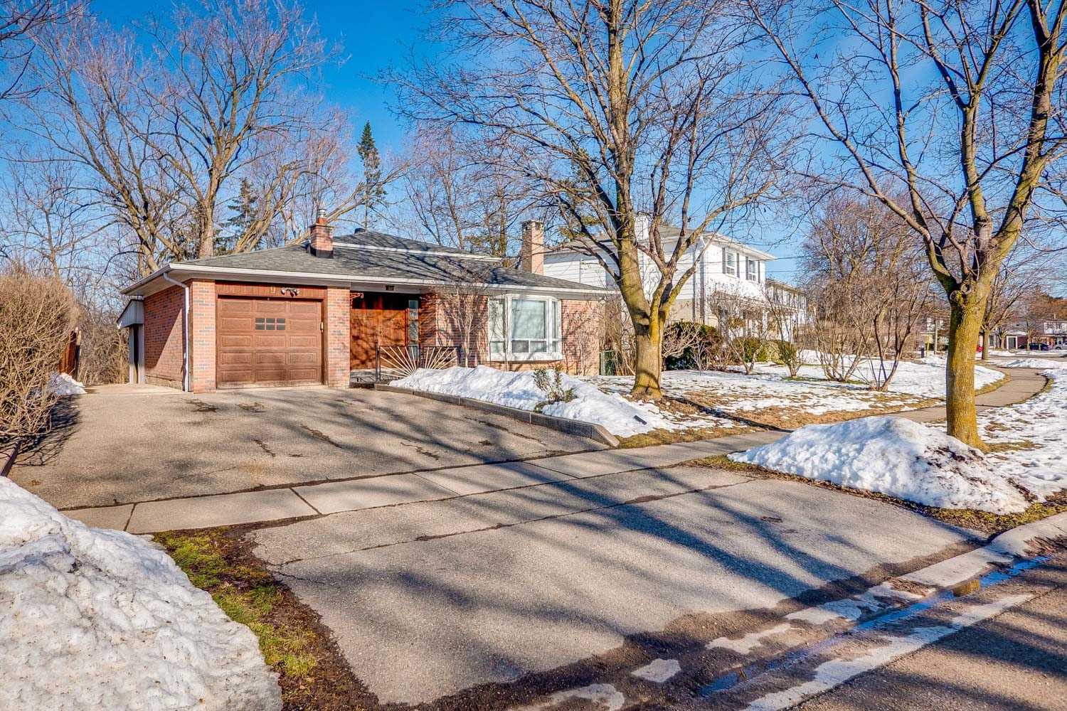 Listing W5909619 - Large Photo # 3