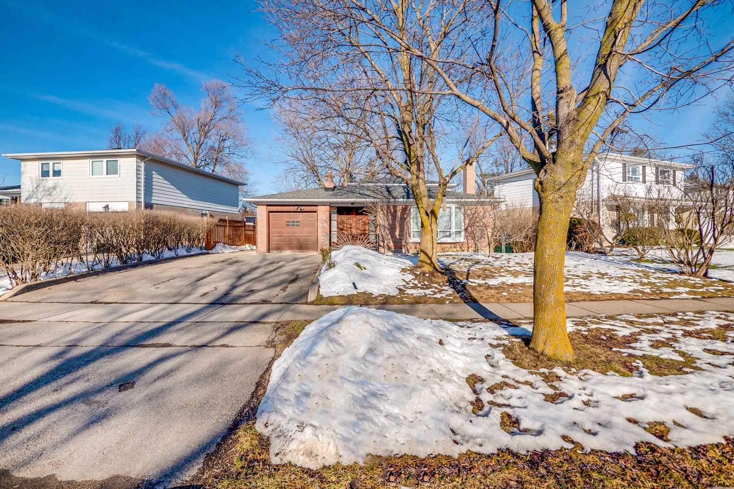 Listing W5909619 - Large Photo # 2