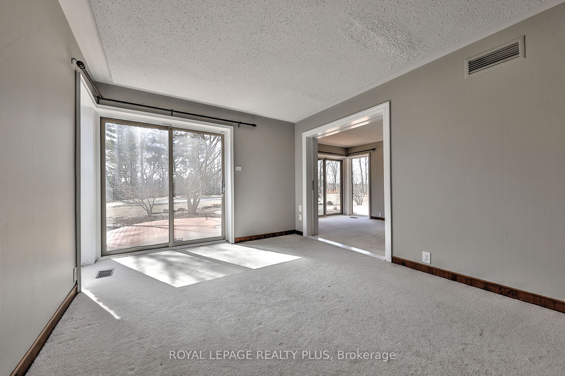 Listing W5909712 - Large Photo # 28