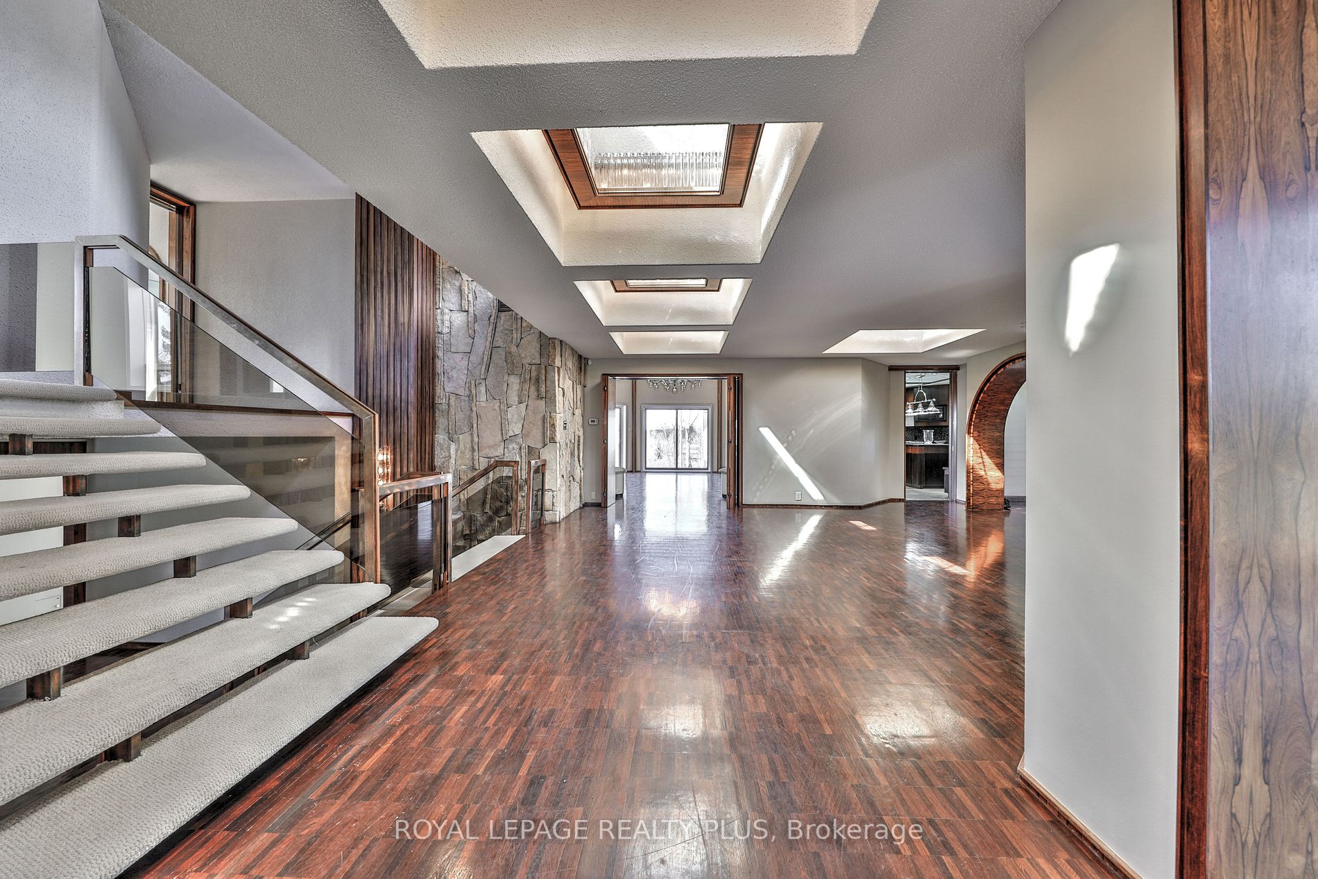 Listing W5909712 - Large Photo # 20
