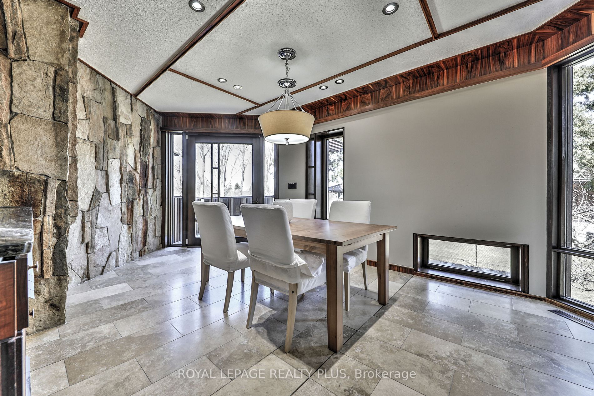 Listing W5909712 - Large Photo # 16