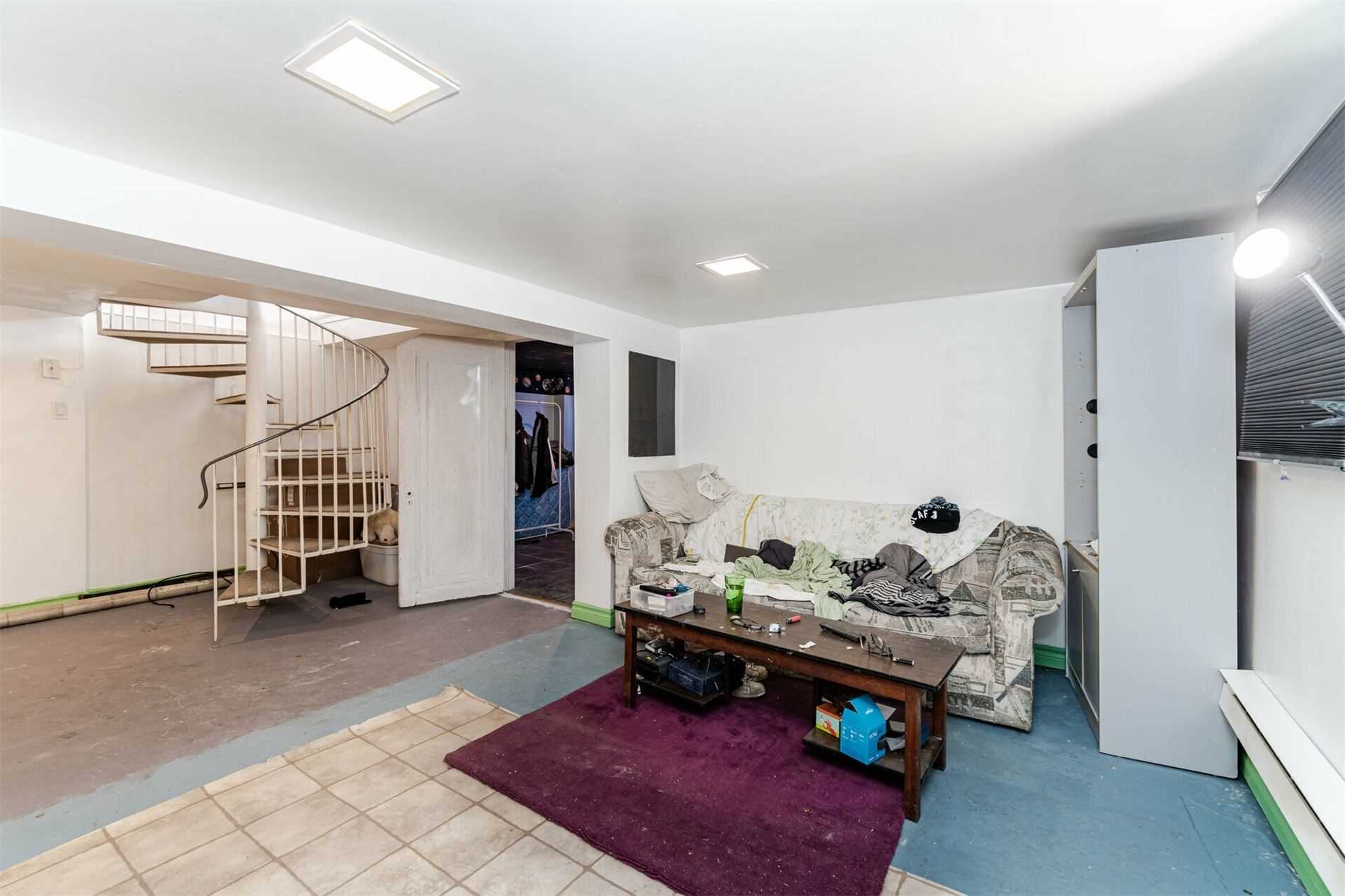 Listing W5910015 - Large Photo # 25
