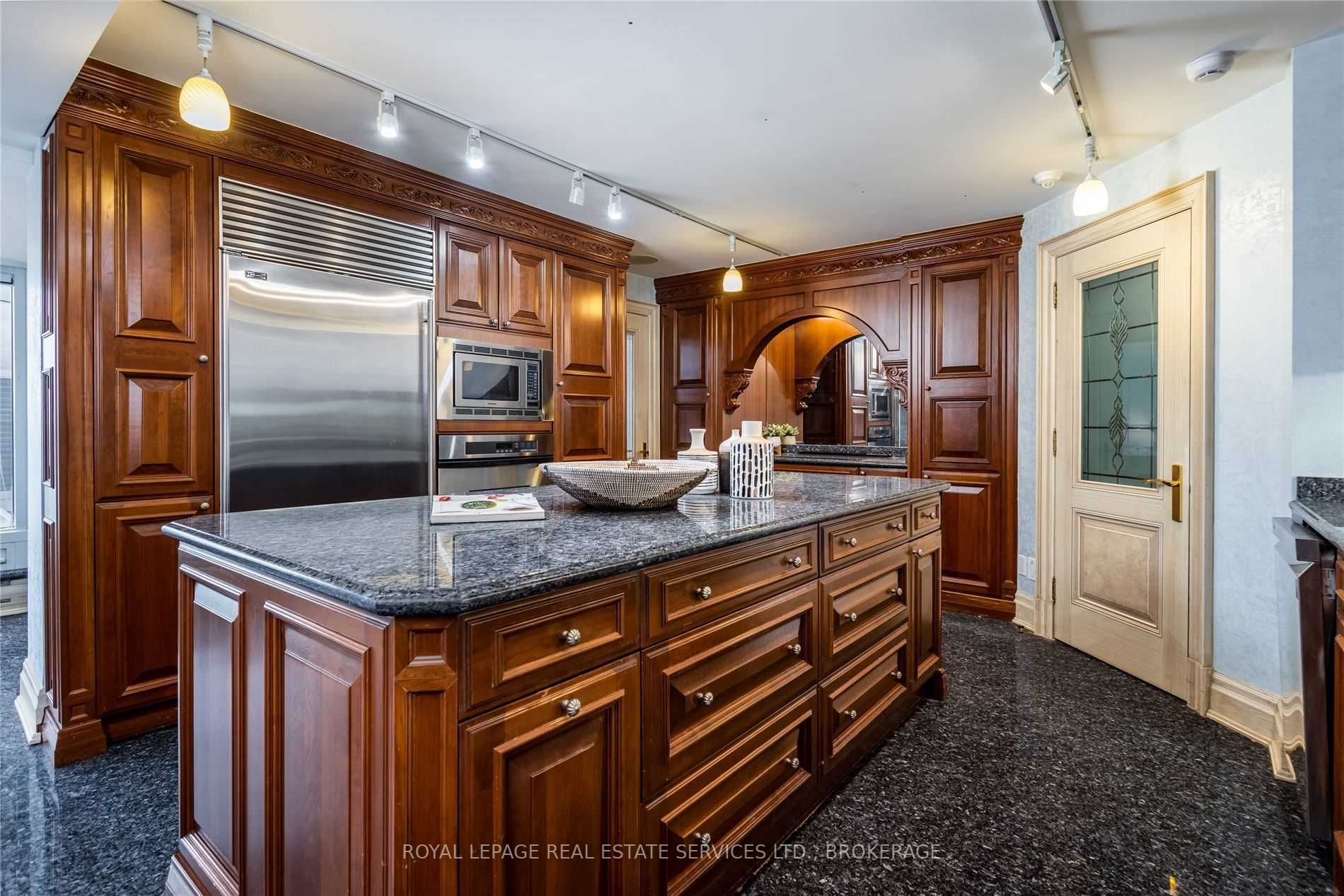 Listing W5910373 - Large Photo # 14