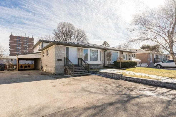 3438 Bannerhill Ave, Mississauga