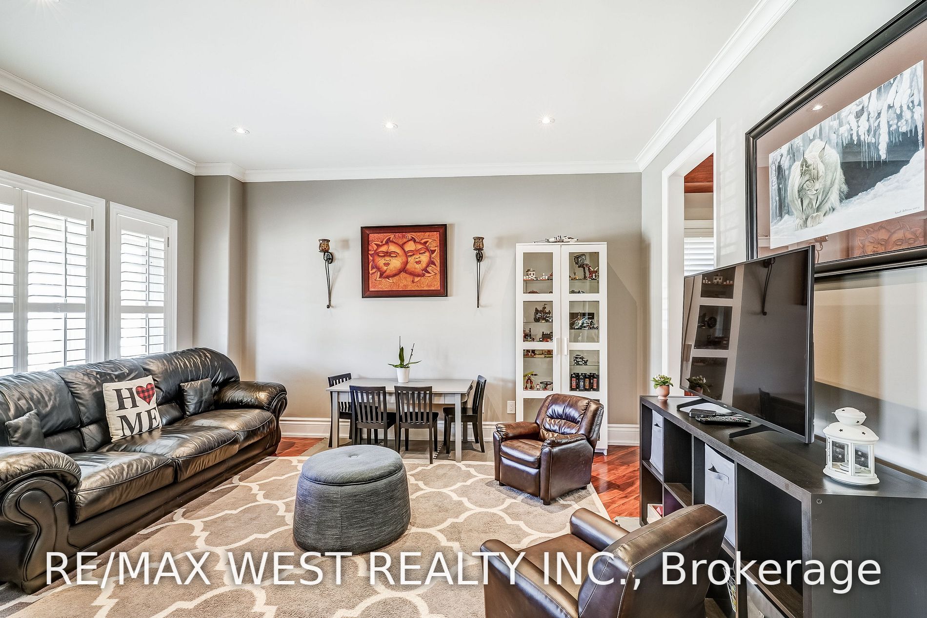 17 Antrim Crt