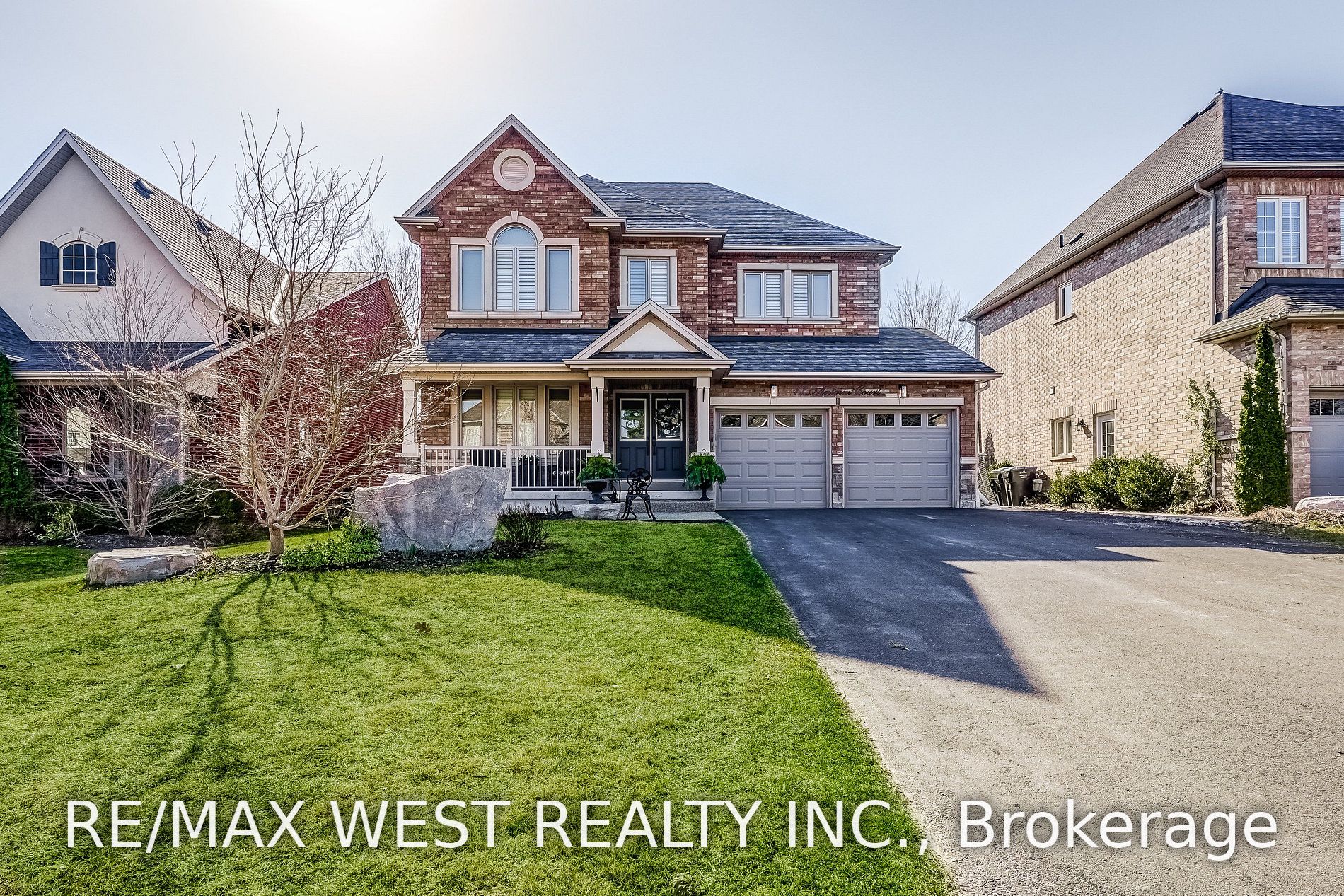 17 Antrim Crt