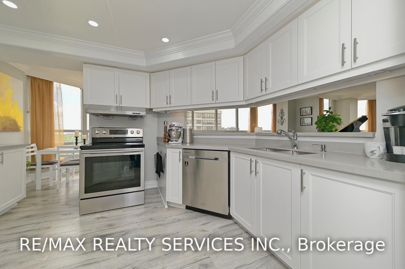 310 Mill St S, #1004