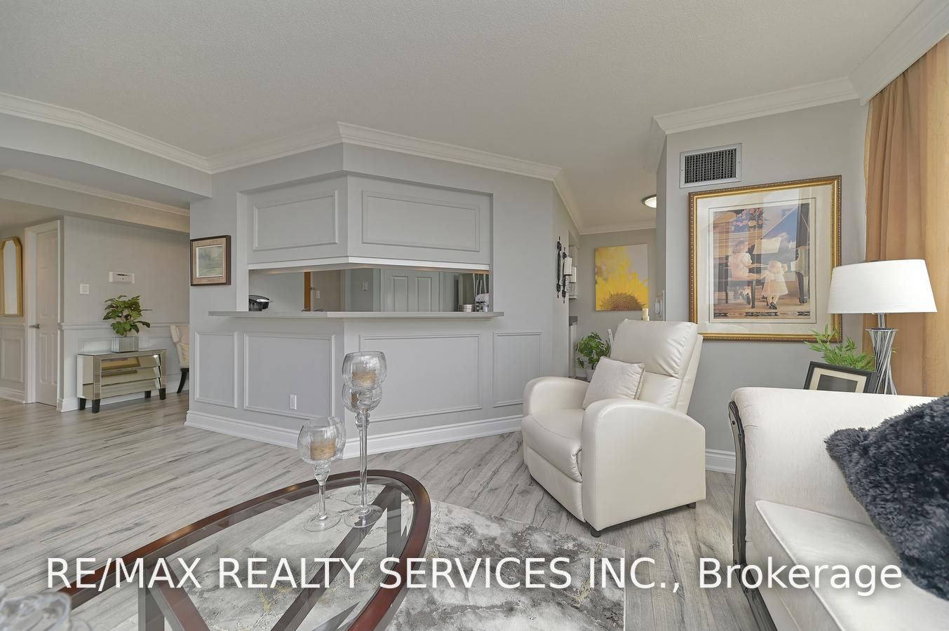 310 Mill St S, #1004