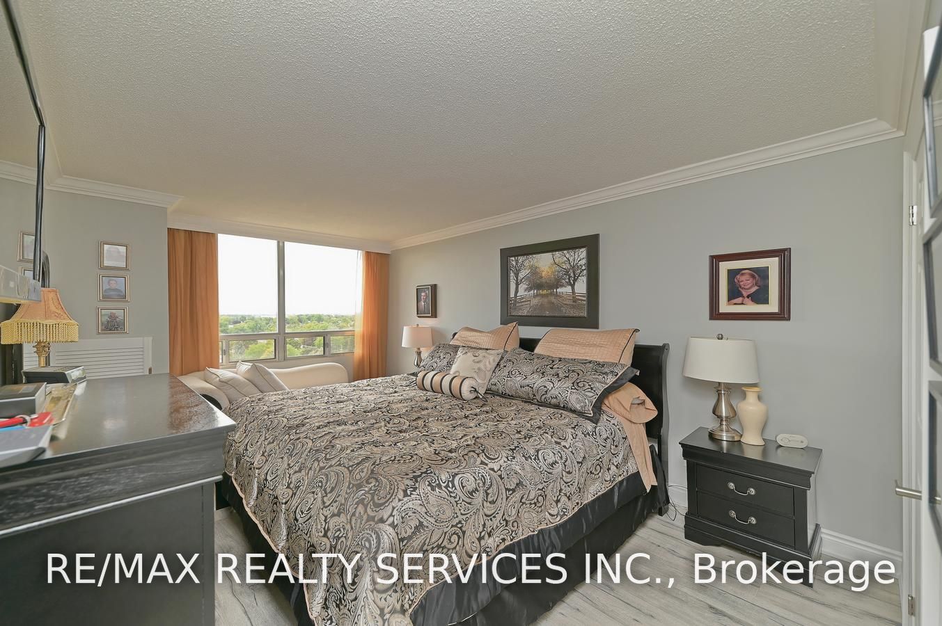 310 Mill St S, #1004