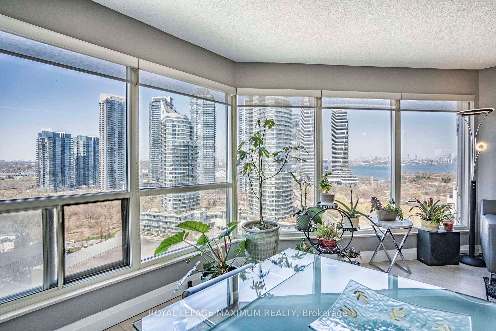 2269 Lake Shore Blvd W, #2102