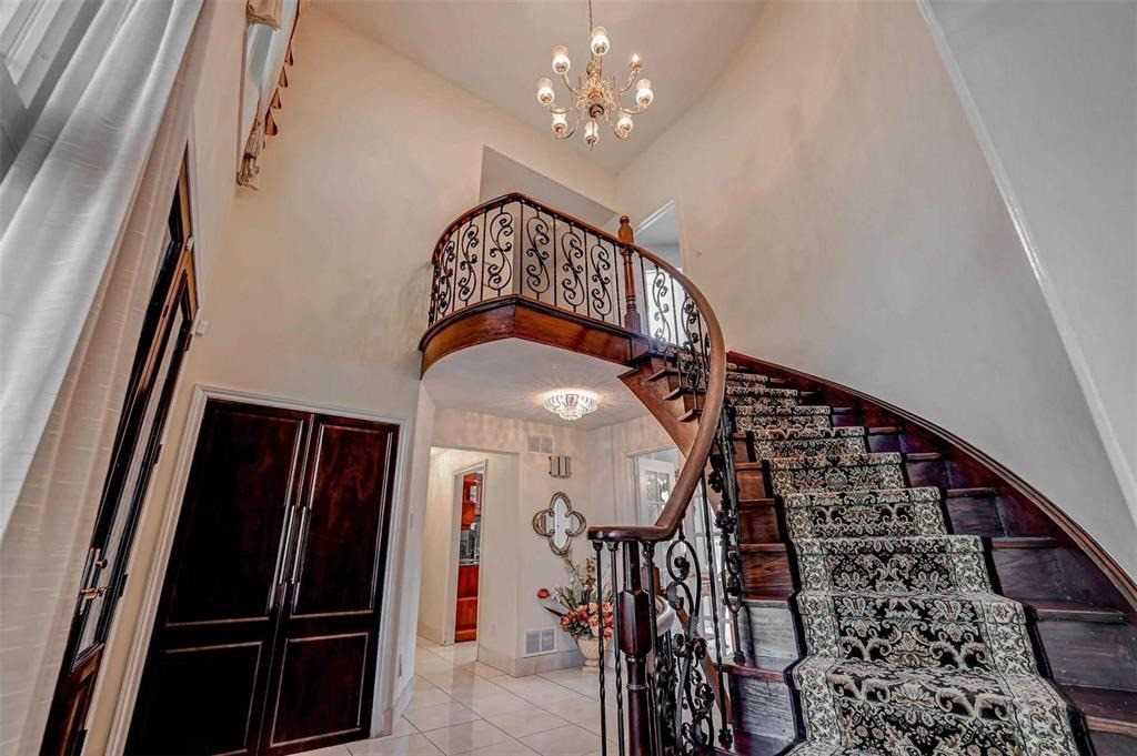 Listing W5910879 - Large Photo # 11