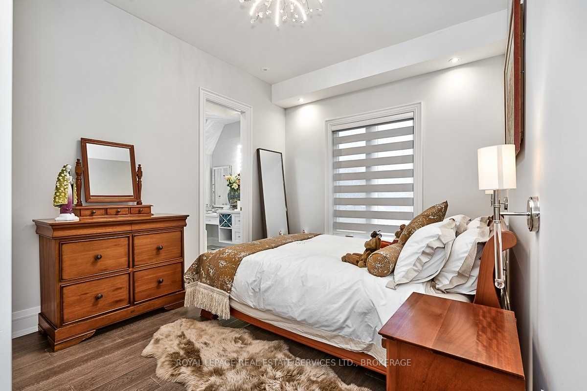 Listing W5911135 - Large Photo # 19