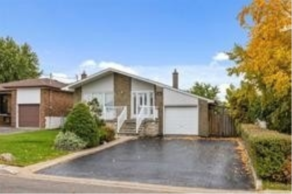 23 Gatesgill Cres, Toronto
