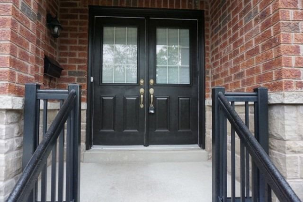 2594 Glengarry Rd, Mississauga