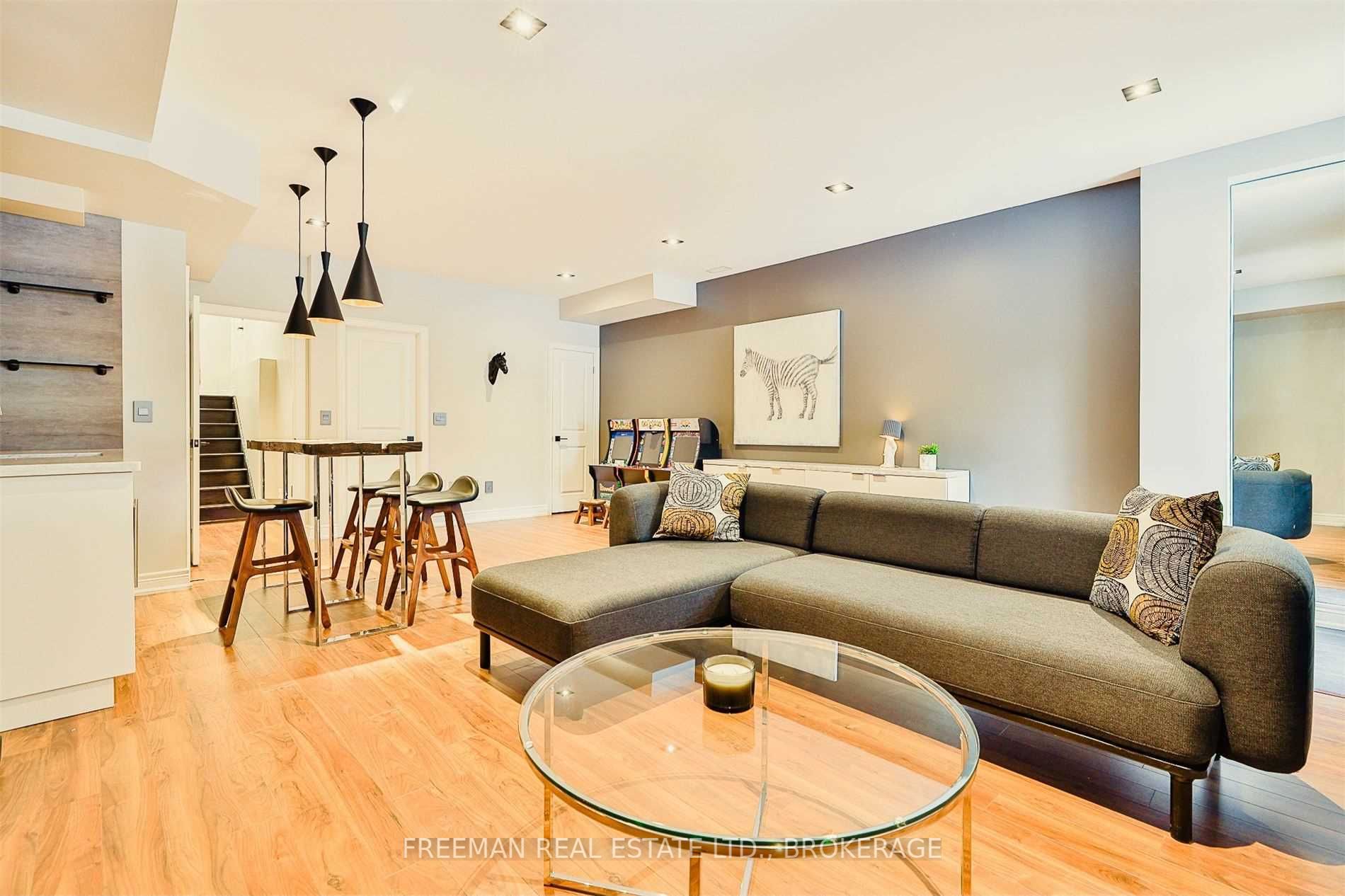 Listing W5911375 - Large Photo # 25