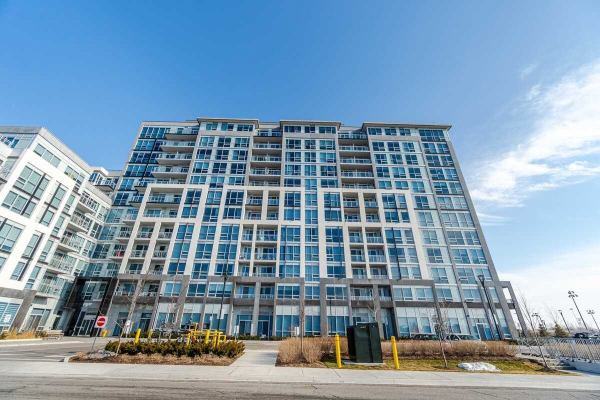 1050 Main St E, Milton