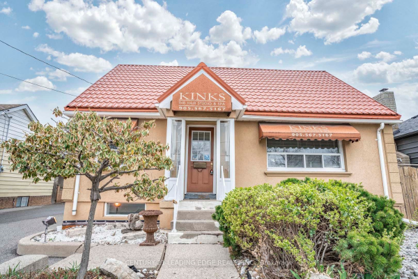 7 Queen St S, Mississauga