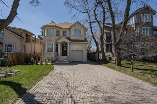 880 Goodwin Rd, Mississauga