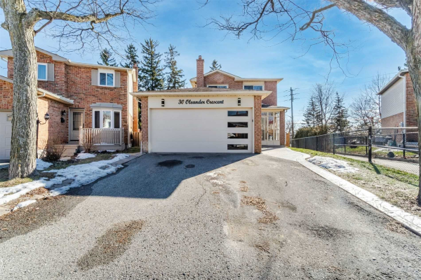 30 Oleander Crct, Brampton
