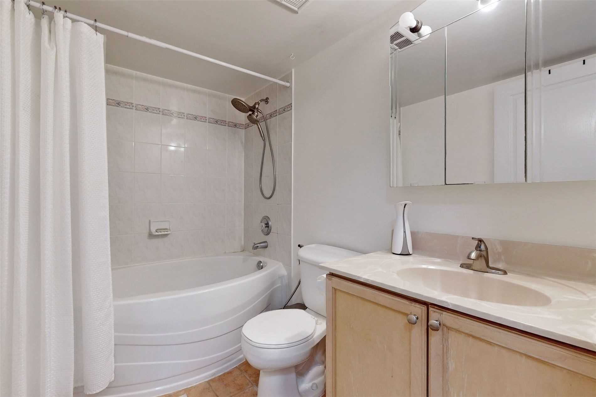Listing W5912385 - Large Photo # 13