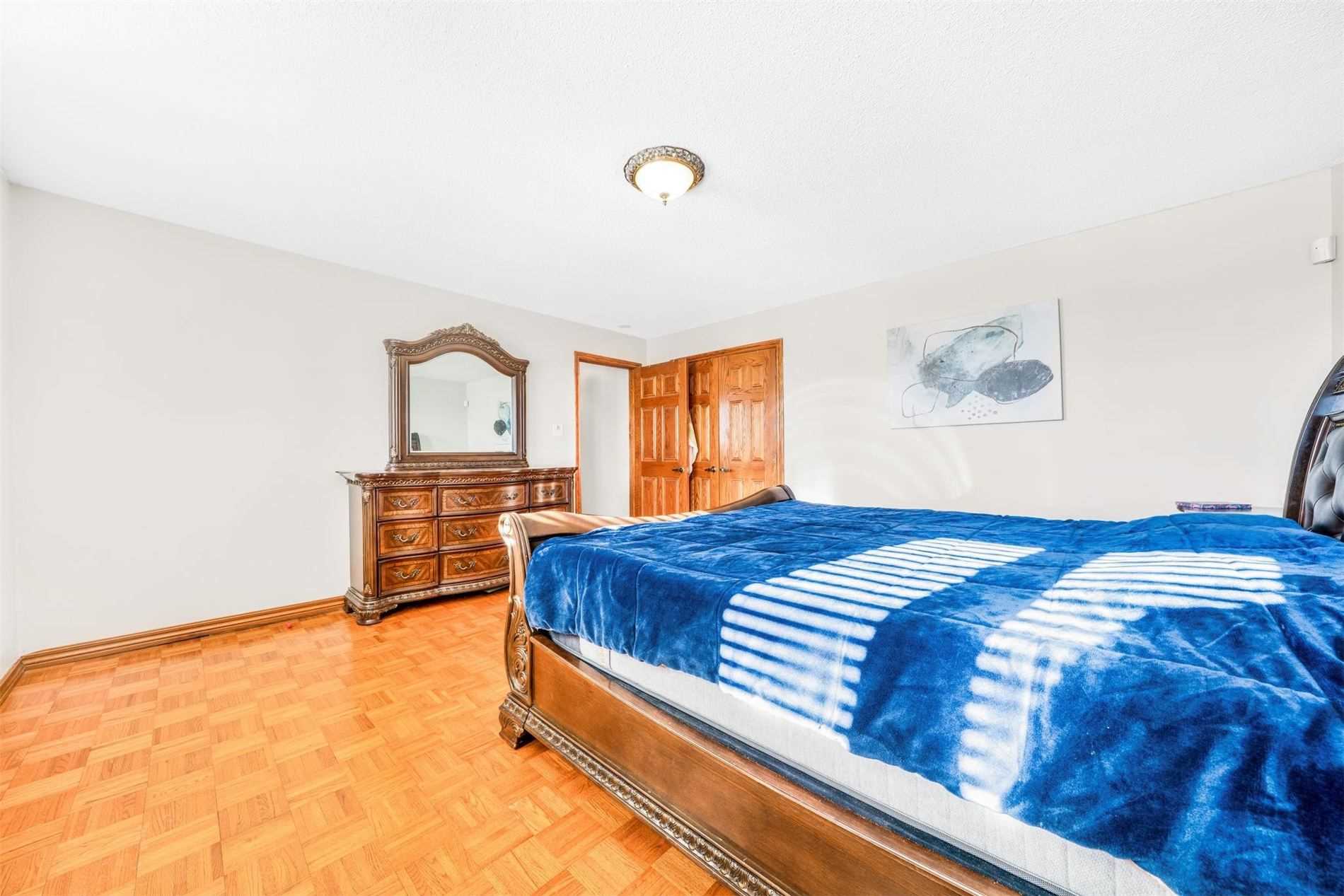 Listing W5912729 - Large Photo # 16