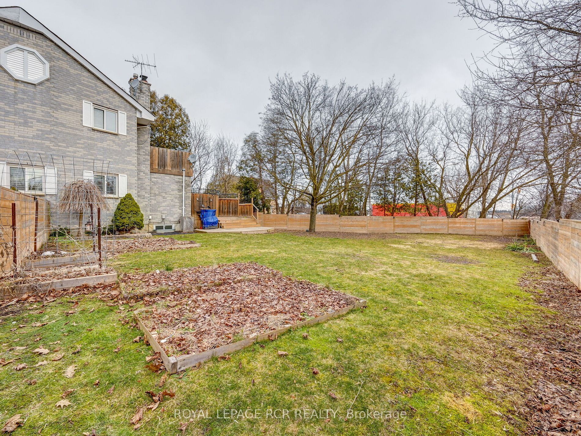 5992 Olde Base Line Road