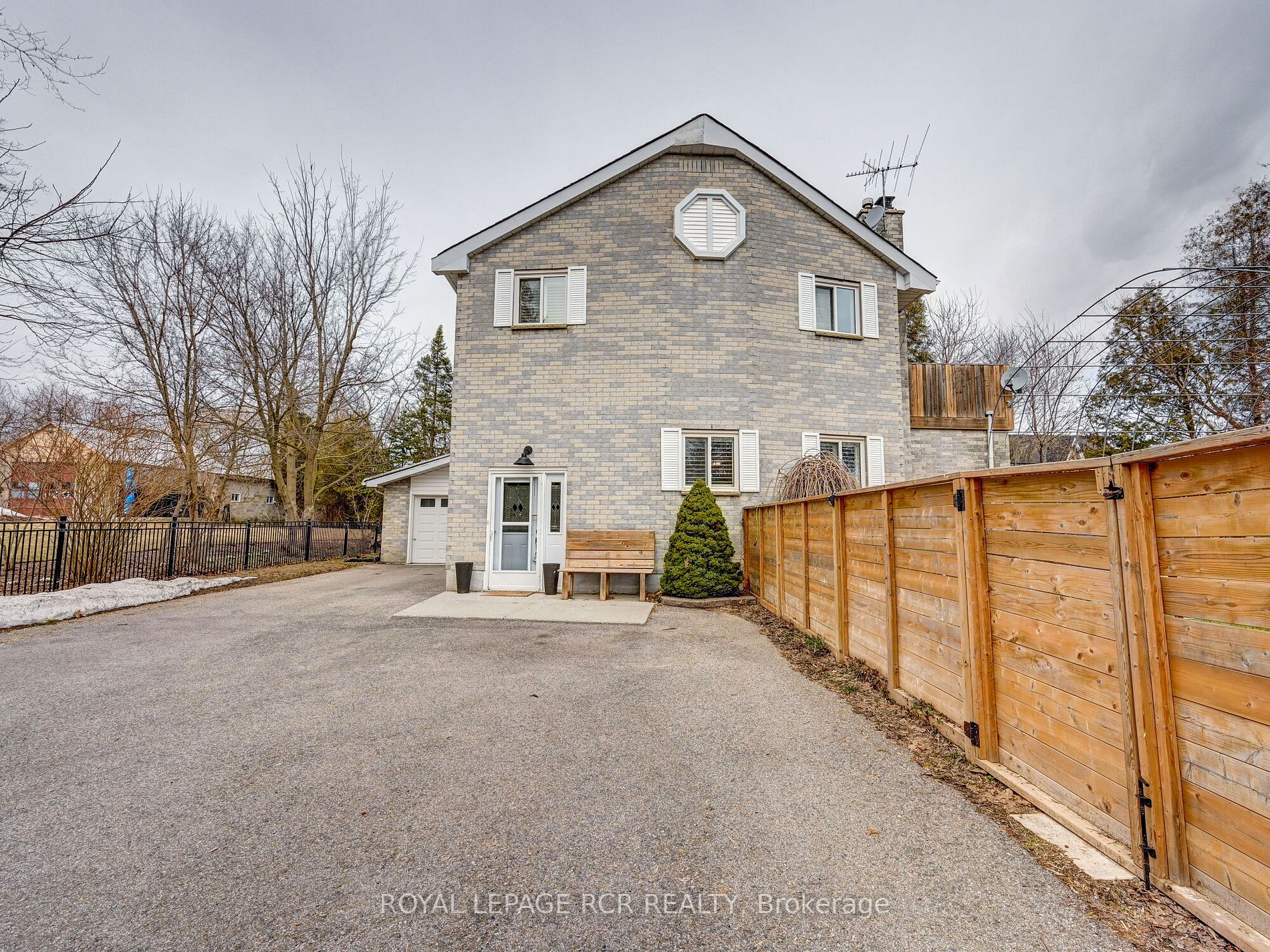 5992 Olde Base Line Road