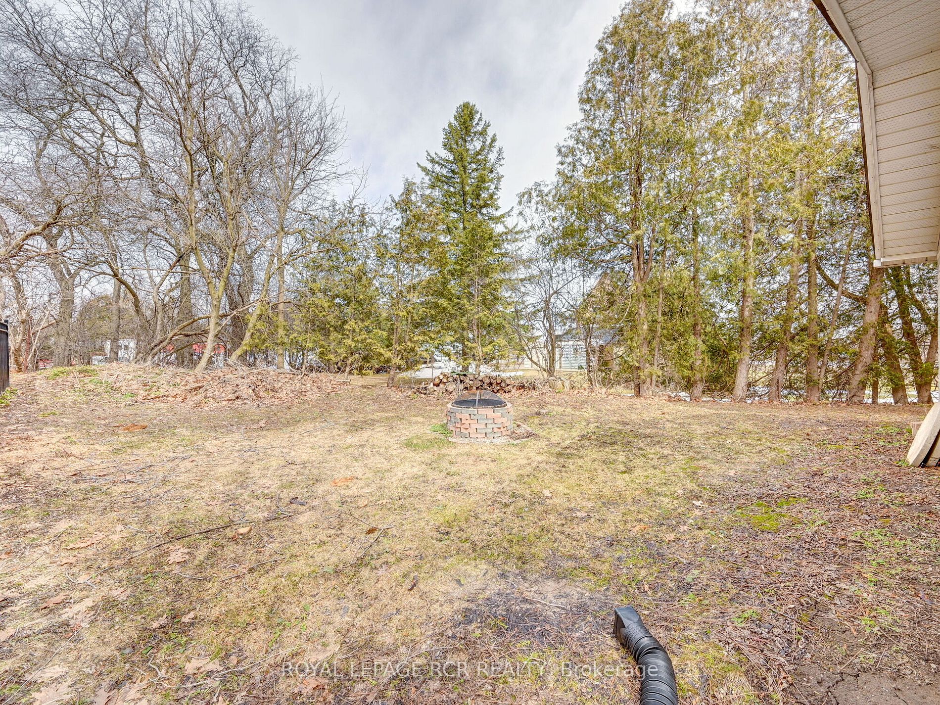 5992 Olde Base Line Road