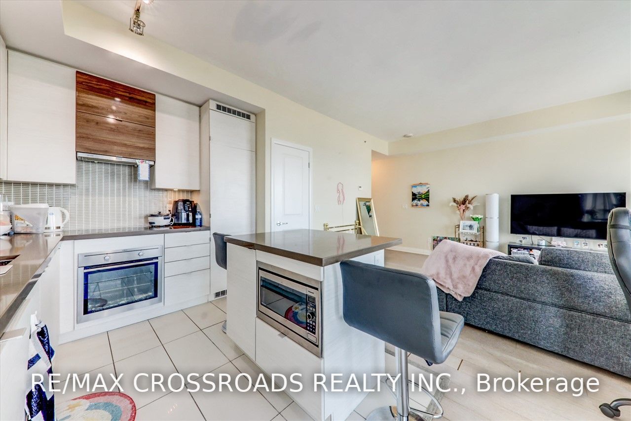 Listing W5912788 - Large Photo # 15