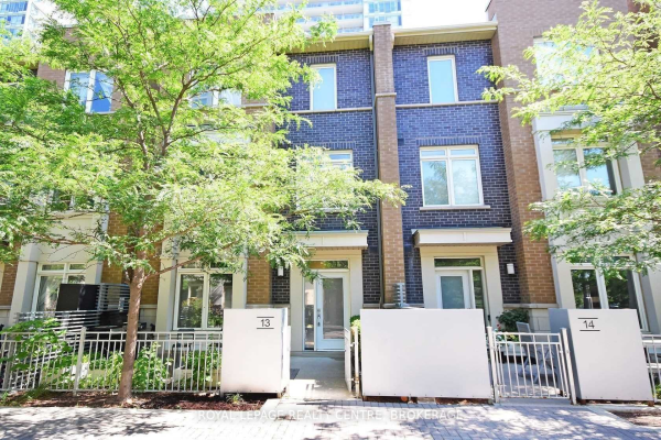 370 Square One Dr, Mississauga