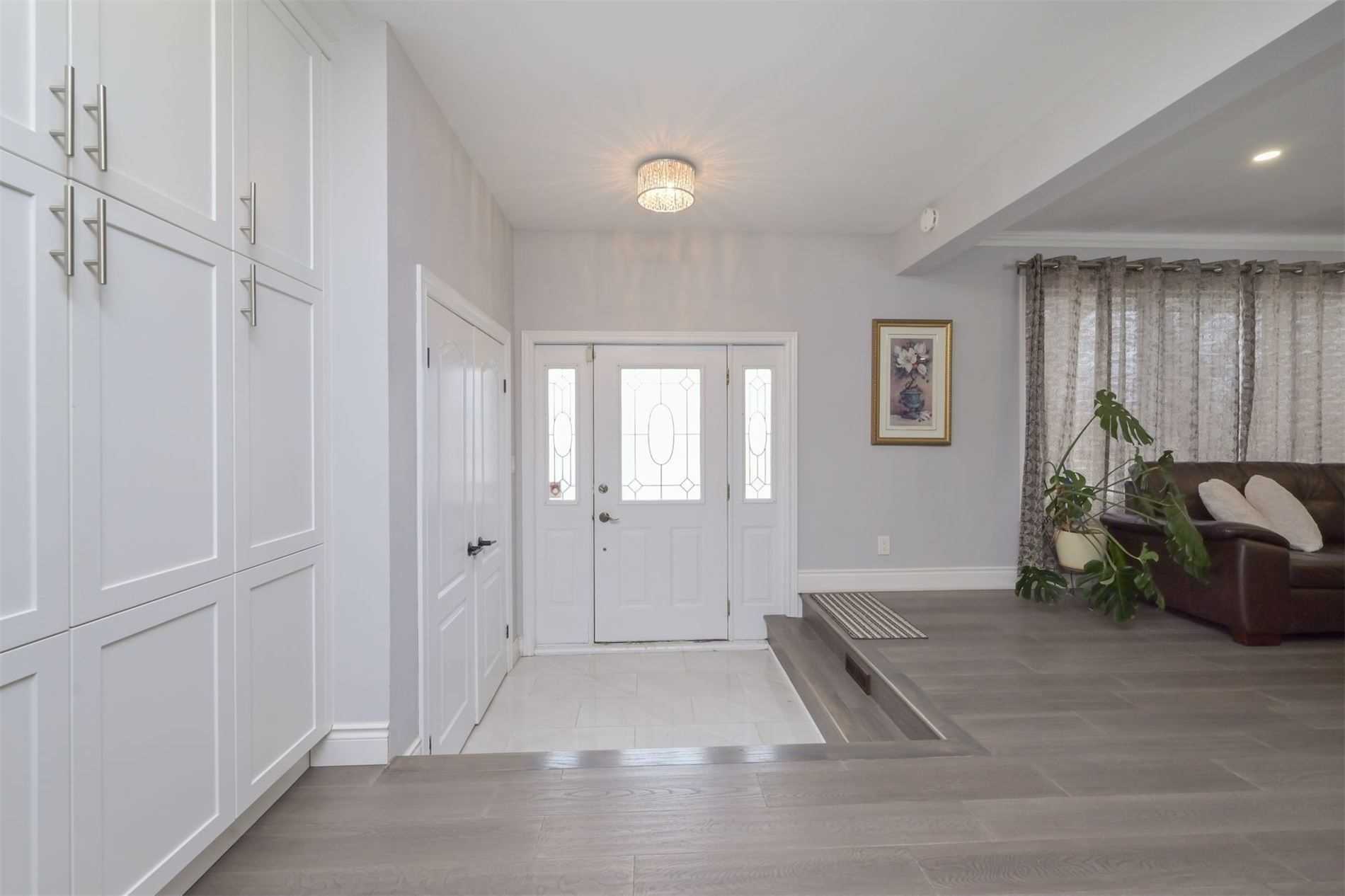Listing W5912891 - Large Photo # 3