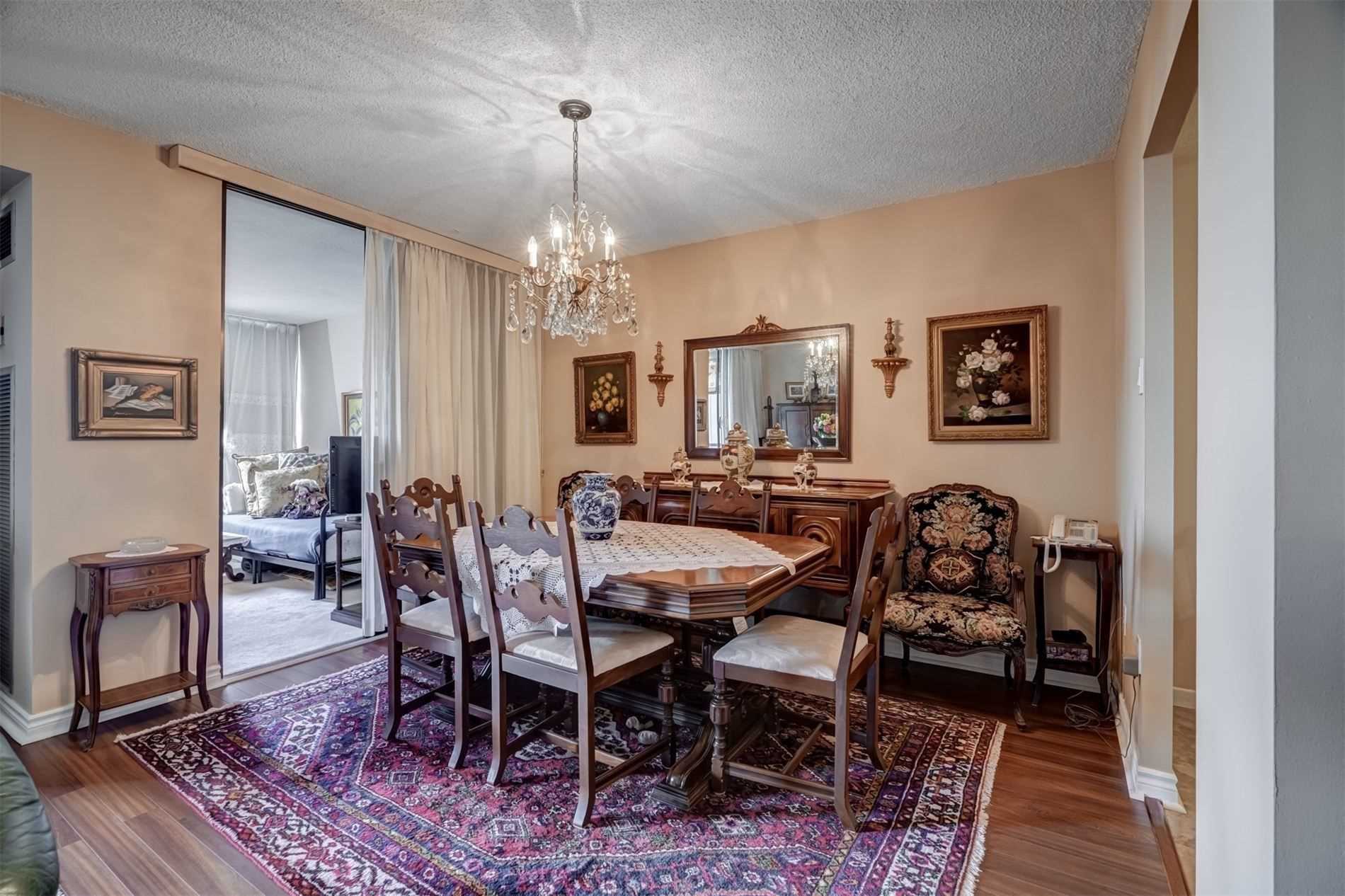 Listing W5913181 - Large Photo # 13