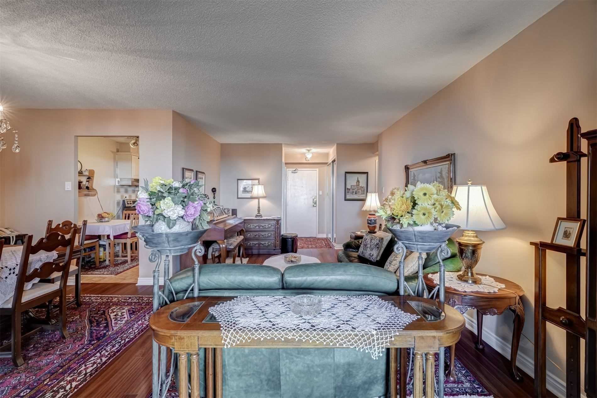 Listing W5913181 - Large Photo # 11