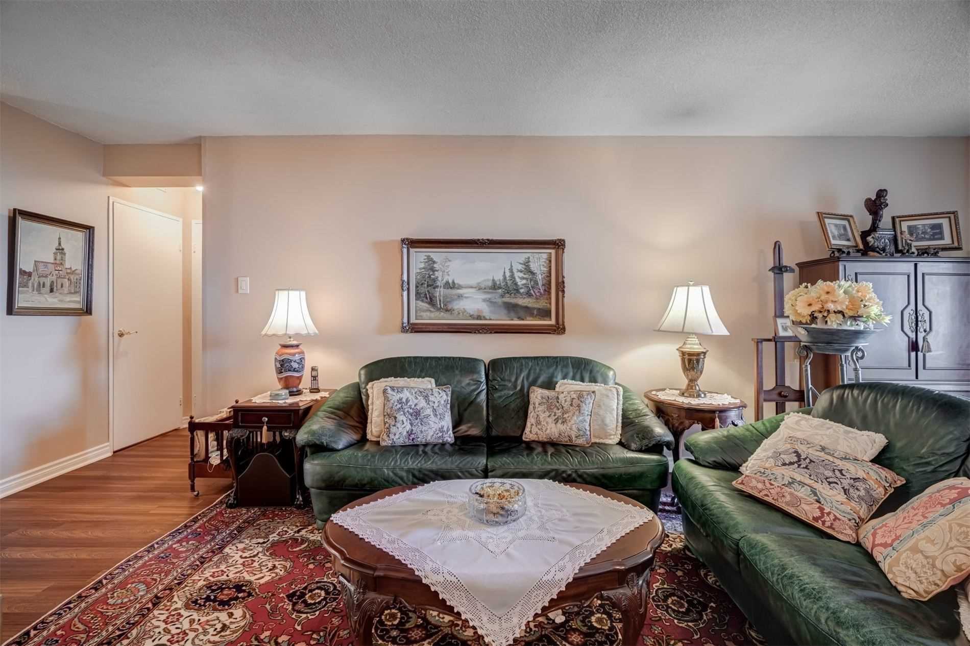 Listing W5913181 - Large Photo # 8