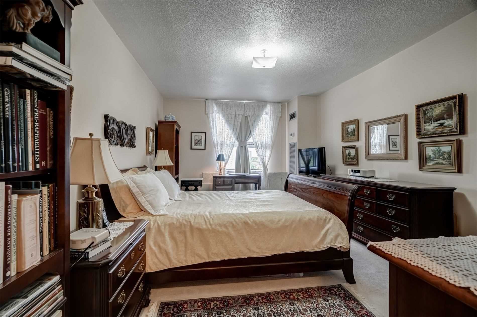 Listing W5913181 - Large Photo # 35