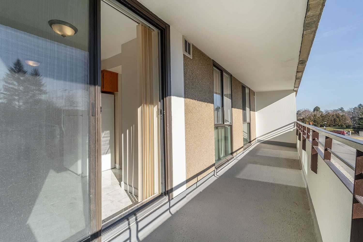 1300 Mississauga Valley Boulevard, #211